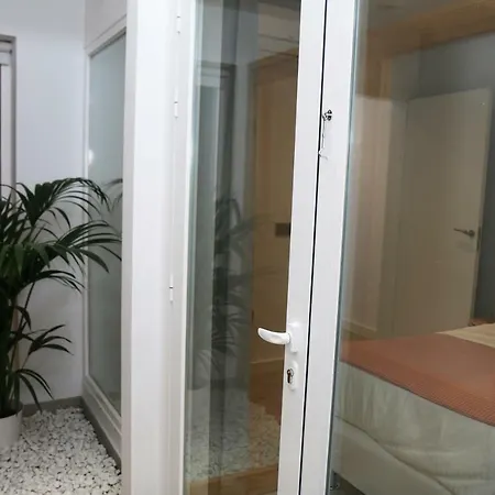 アパート Valeria